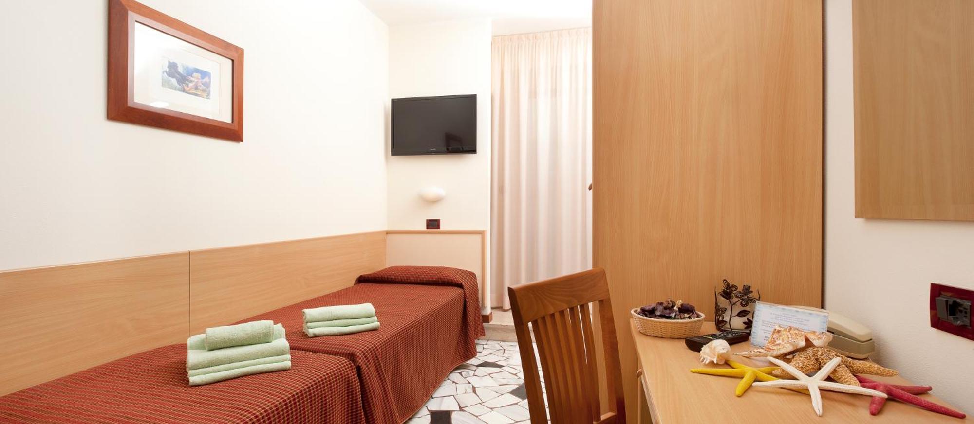Hotel Baltic Rimini Zimmer foto